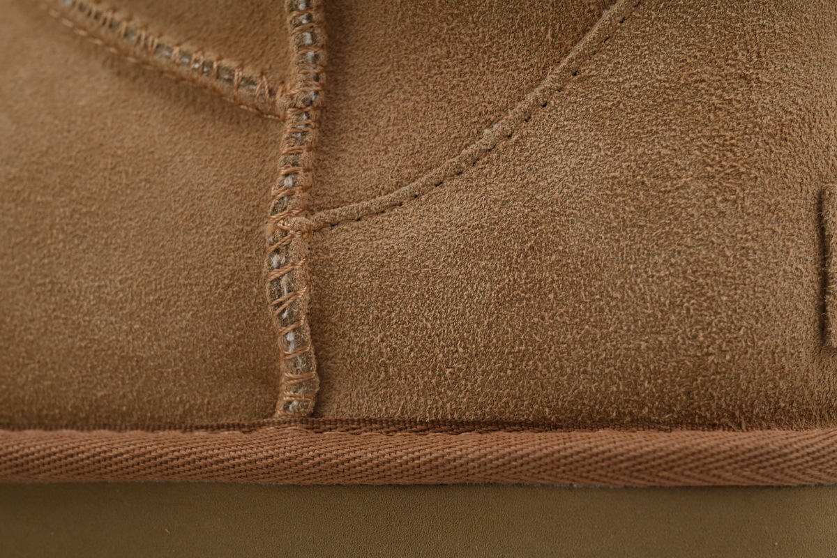 EM Sneakers UGG Classic Ultra Mini Platform Mid-Top Boot Brown