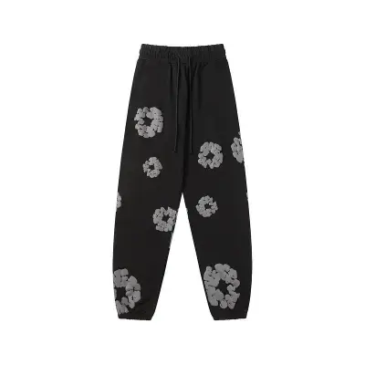 EM Sneakers Denim Tears The Cotton Wreath Sweatpants Black Monochrome 01