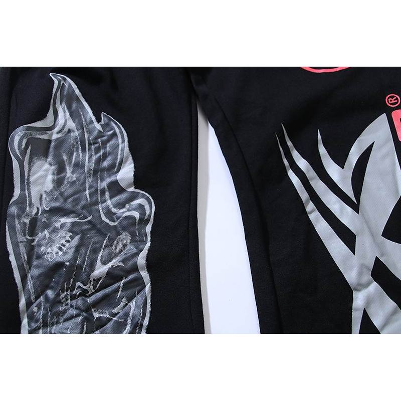 EM Sneakers Airbrushed Skull Flare Sweatpants Black Multi