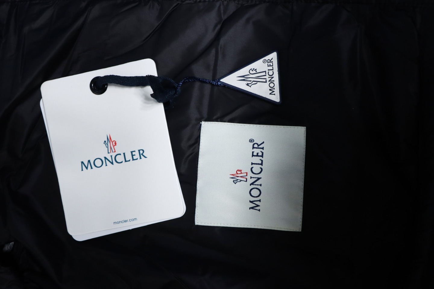 EM Sneakers Moncler Classic Down Vest Black