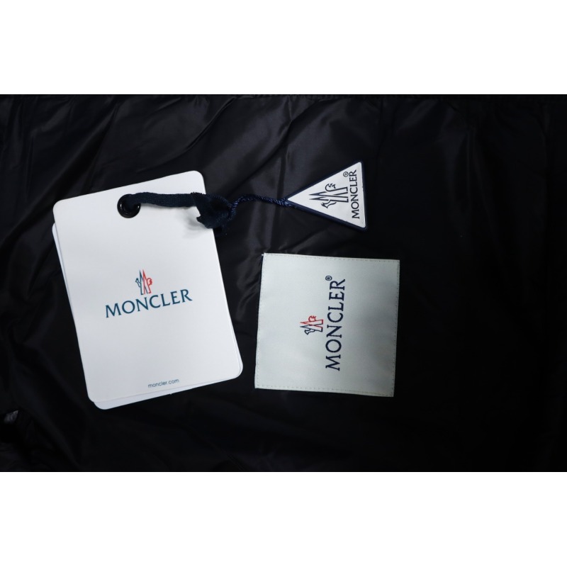 EM Sneakers Moncler Classic Down Vest Black