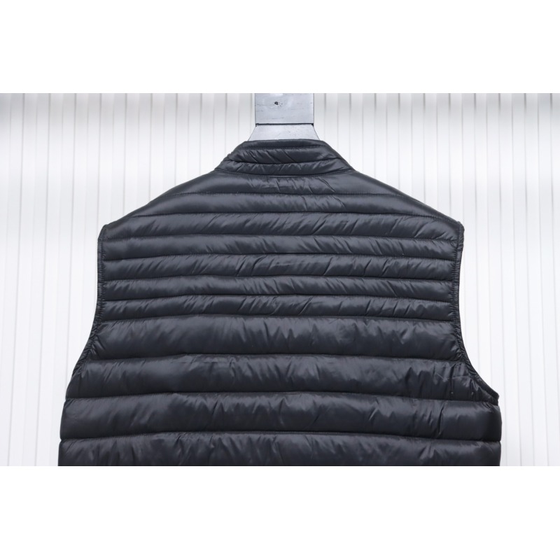 EM Sneakers Moncler Classic Down Vest Black