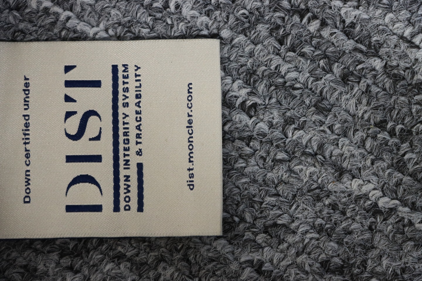 EM Sneakers Moncler Classic Down Vest Black