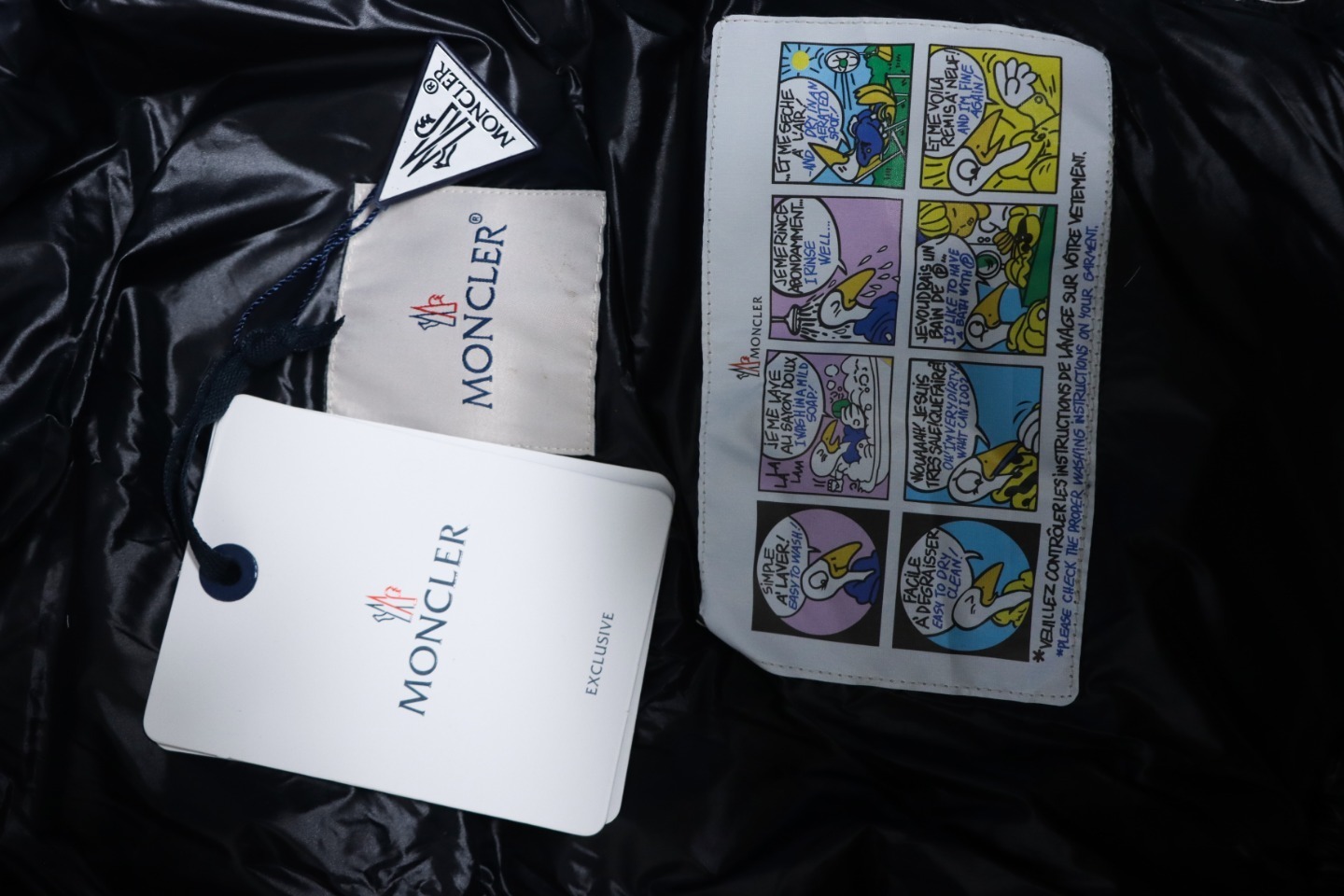 EM Sneakers Moncler Maya Hooded Down Vest Black