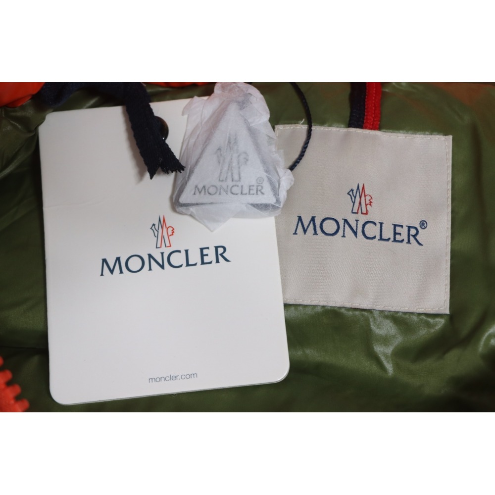 EM Sneakers Moncler Tibb Down vest Bright Orange