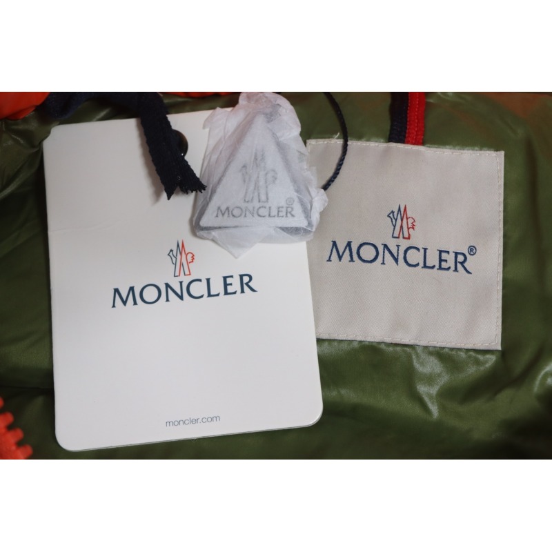 EM Sneakers Moncler Tibb Down vest Bright Orange