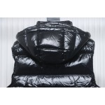 EM Sneakers Moncler Bormes Hooded Down Vest Black