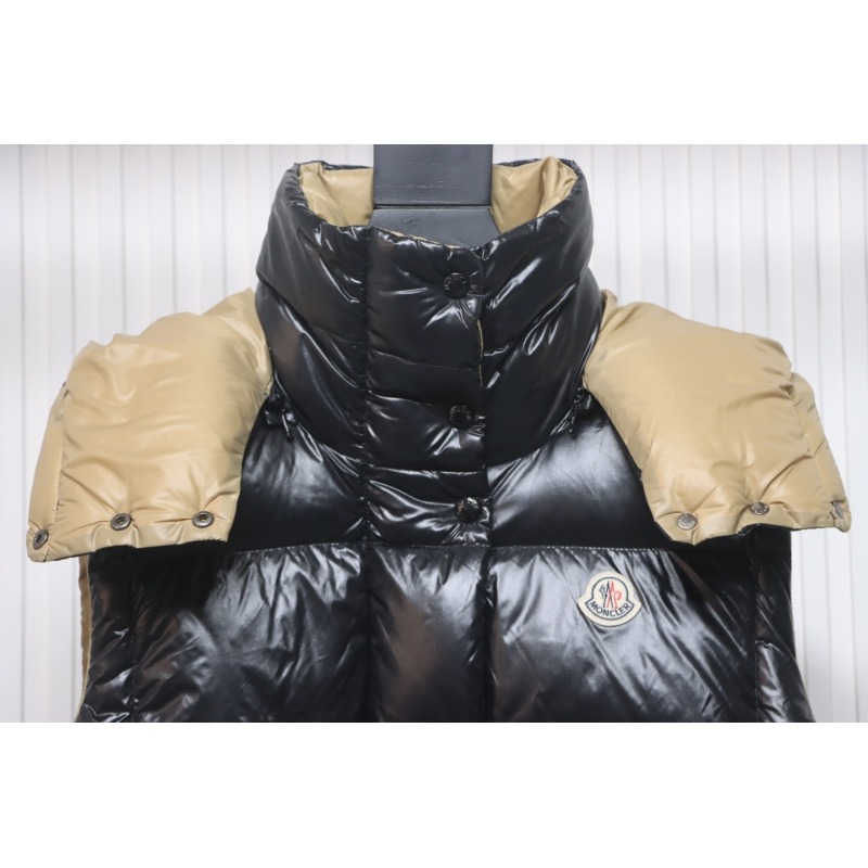 EM Sneakers Moncler Luzule Nylon Down Vest Black