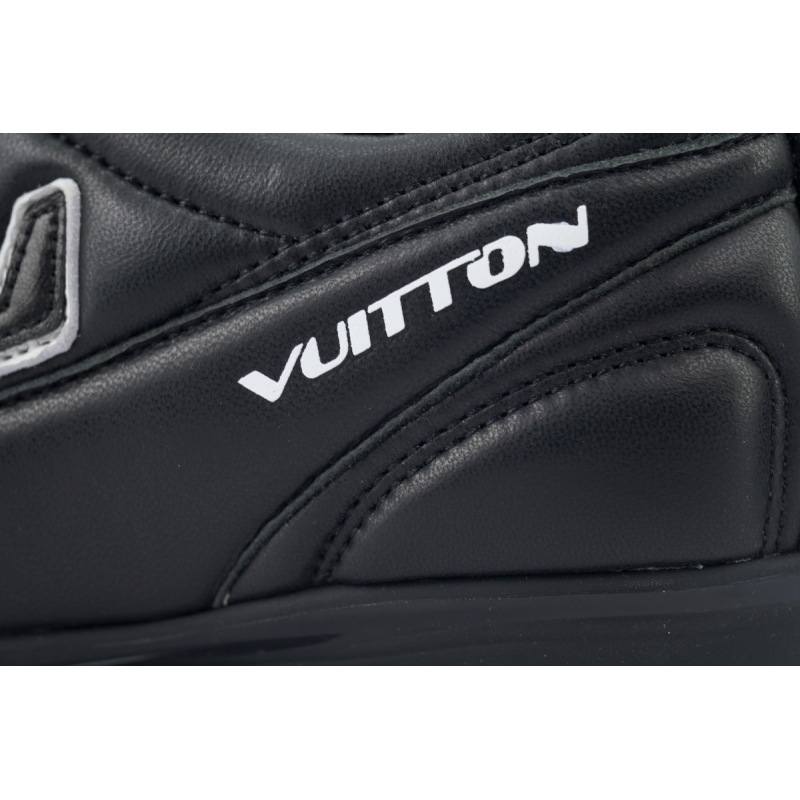 EM Sneakers Louis Vuitton LV Footprint Soccer Sneaker Black