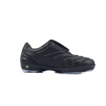 EM Sneakers Louis Vuitton LV Footprint Soccer Sneaker Black