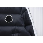 EM Sneakers Moncler Stellaire Hooded Black and White Colorblock Down Jacket