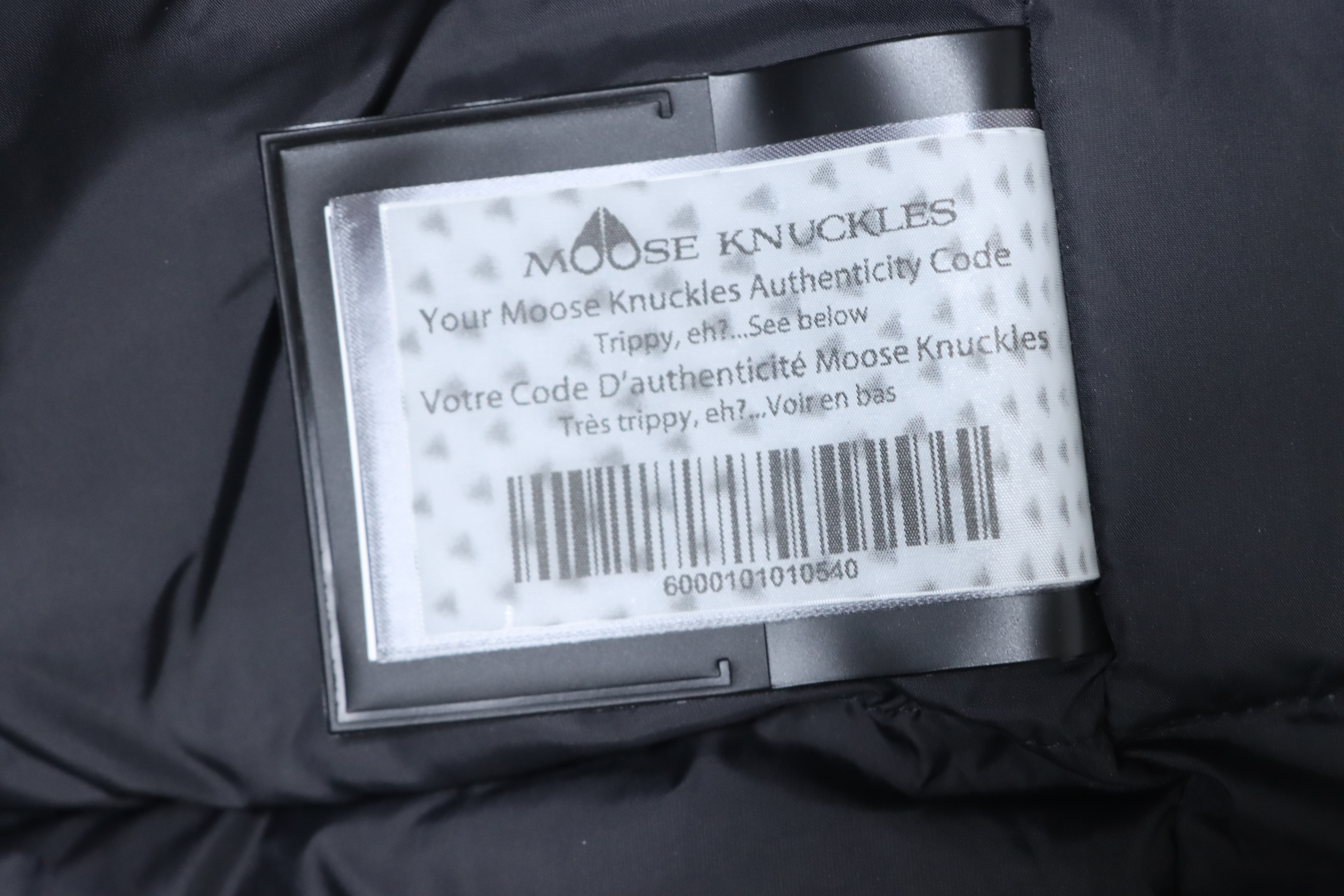 EM Sneakers Moose Knuckles Cloud Bomber Navy Jacket with Detachable Hood and Shearling Trim In Milkyway