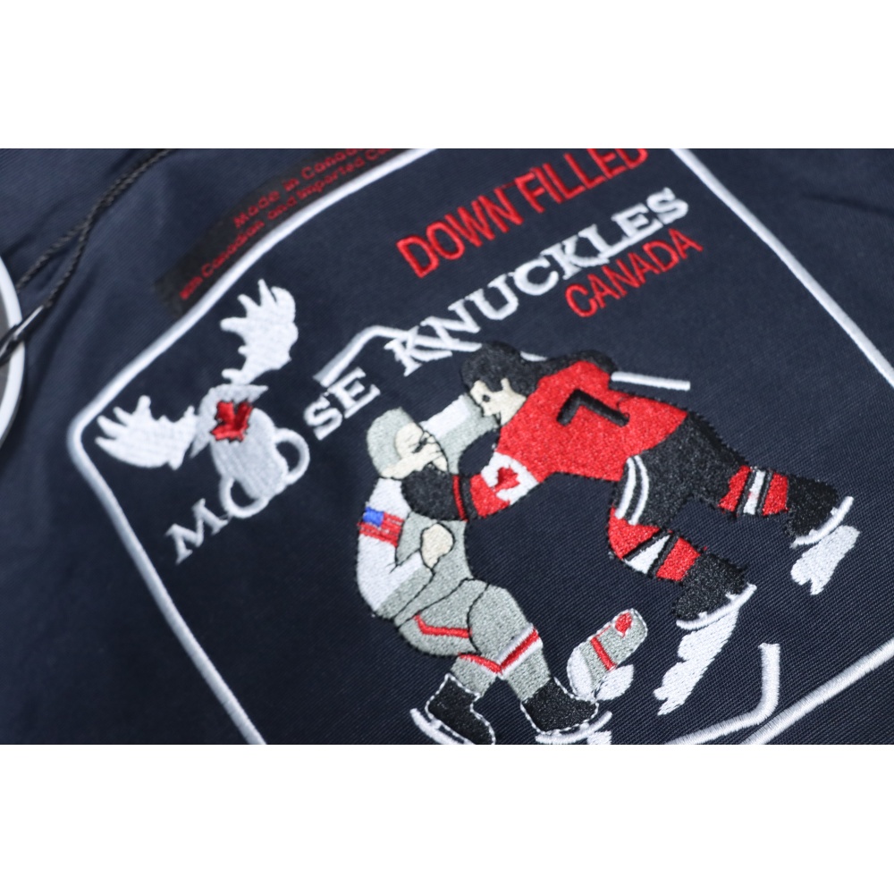 EM Sneakers Moose Knuckles Original Ballistic Bomber Navy Jacket White Fur (NFC)