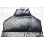 EM Sneakers Prada Light Nylon Down Vest Black