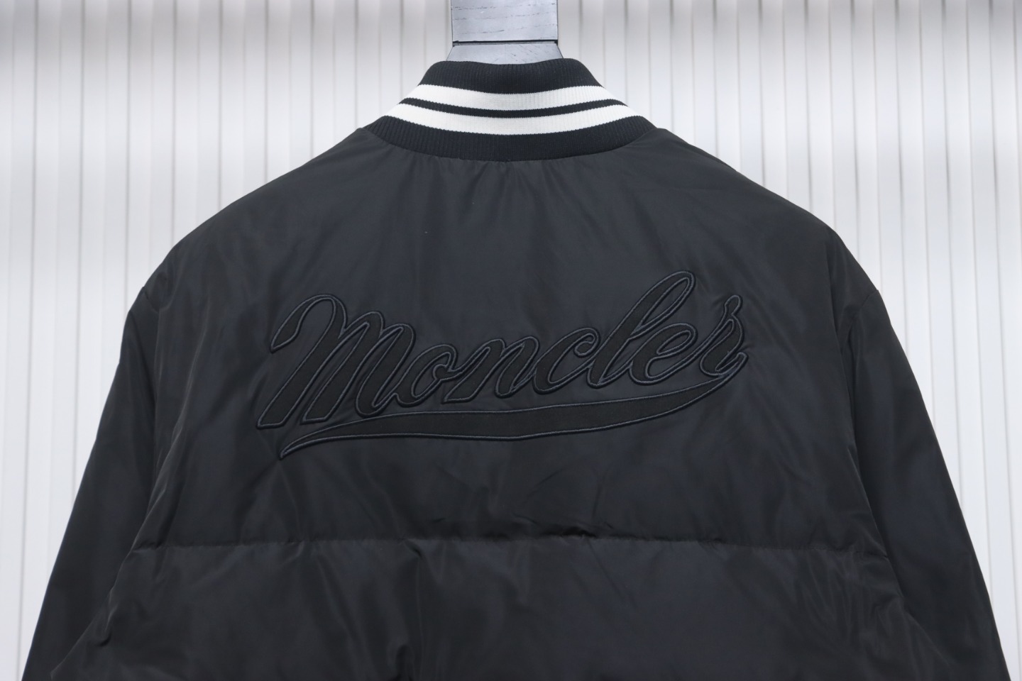 EM Sneakers Moncler Lateltin Black M Mark Varsity Black Down Jacket