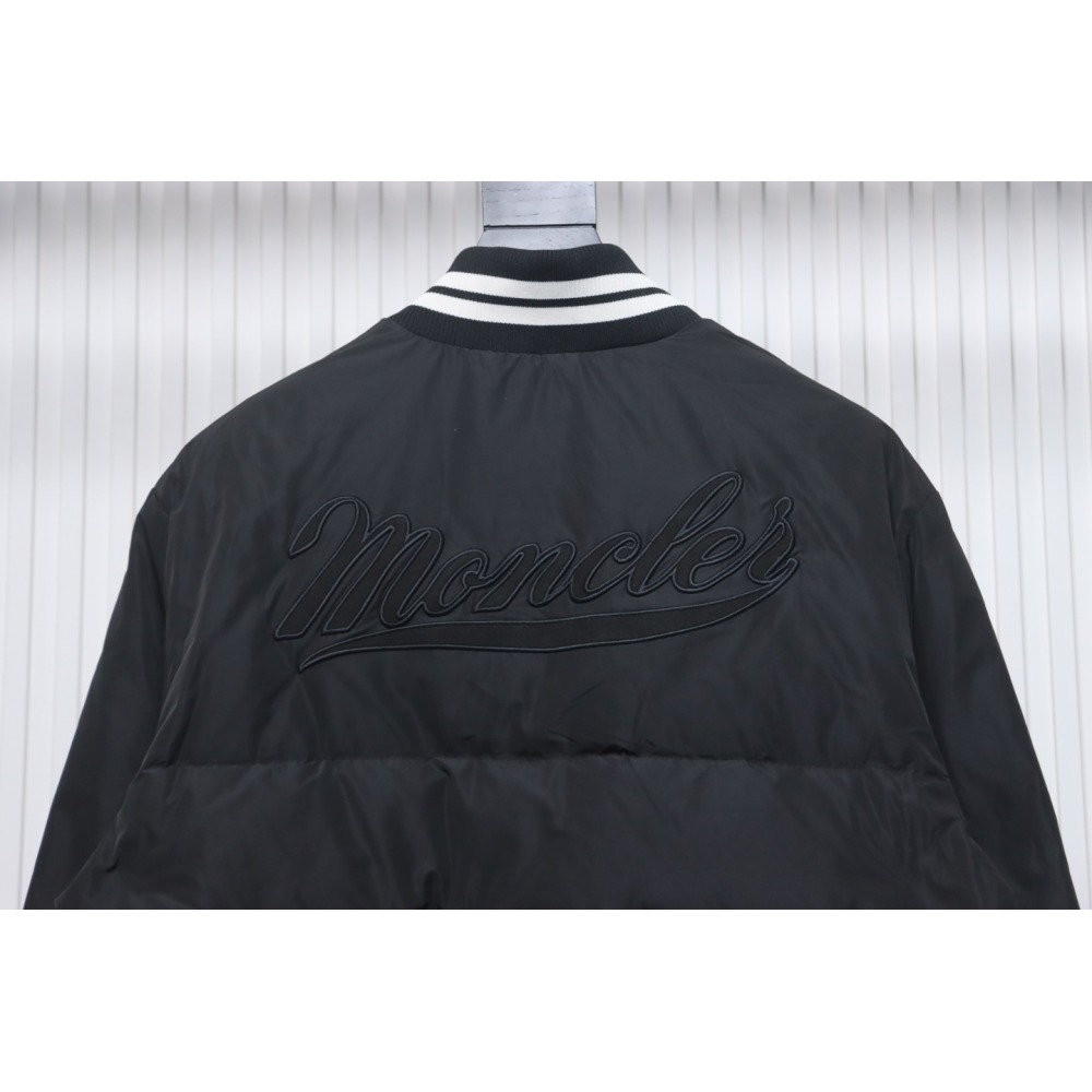 EM Sneakers Moncler Lateltin Black M Mark Varsity Black Down Jacket