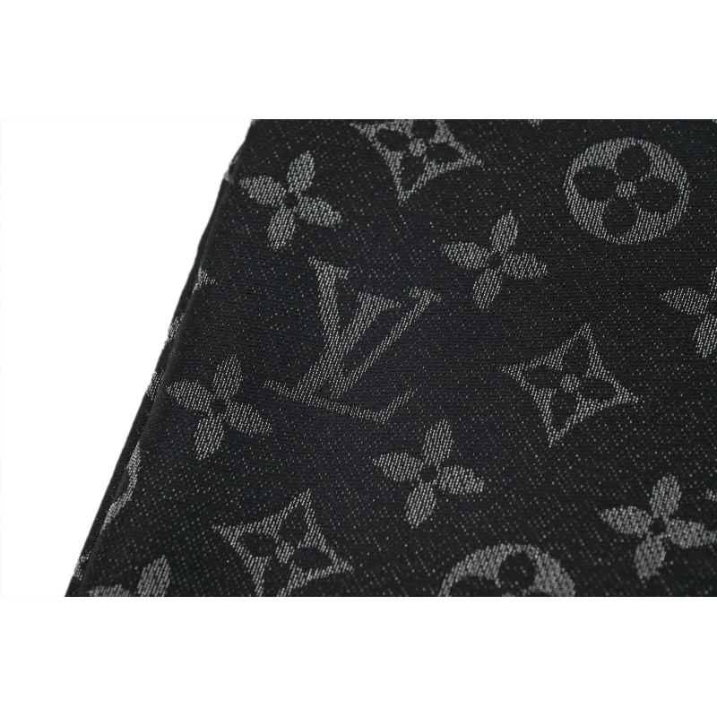 EM Sneakers Louis Vuitton Scarf Black Silk & Wool Monogram
