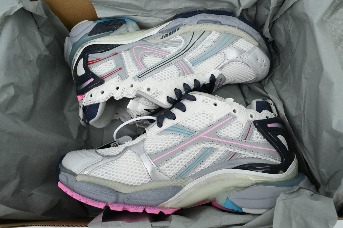 EM Sneakers Balenciaga Runner Sneaker Light Grey Deep Orchid