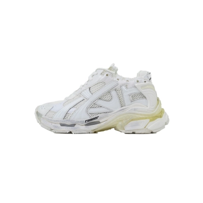 EM Sneakers Balenciaga Runner Sneaker White 01