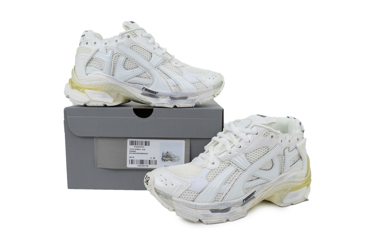EM Sneakers Balenciaga Runner Sneaker White