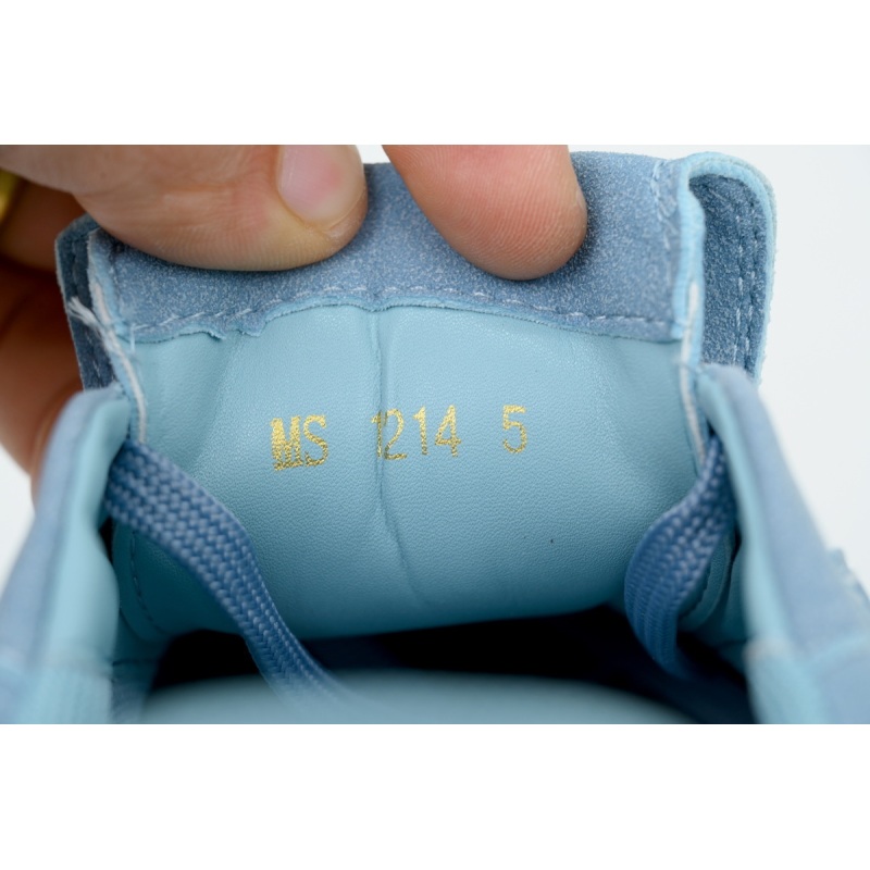 EM Sneakers Louis Vuitton LV Footprint Soccer Sneaker Sky Blue