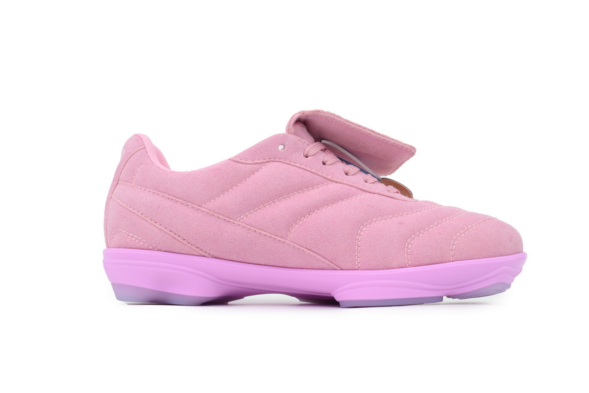 EM Sneakers Louis Vuitton LV Footprint Soccer Sneaker Pink