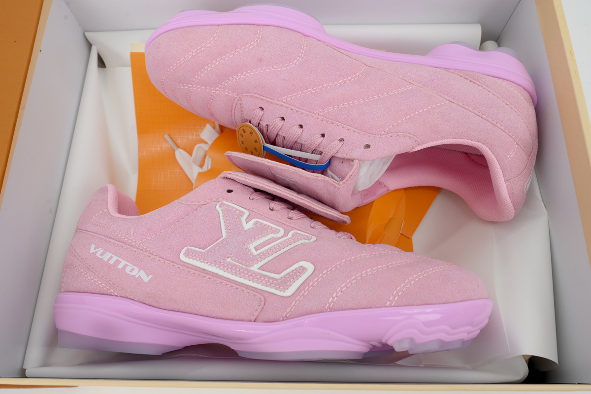 EM Sneakers Louis Vuitton LV Footprint Soccer Sneaker Pink