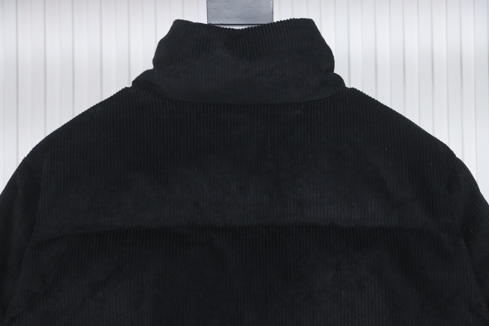 EM Sneakers WE11DONE 24FW Corduroy Down Jacket Black