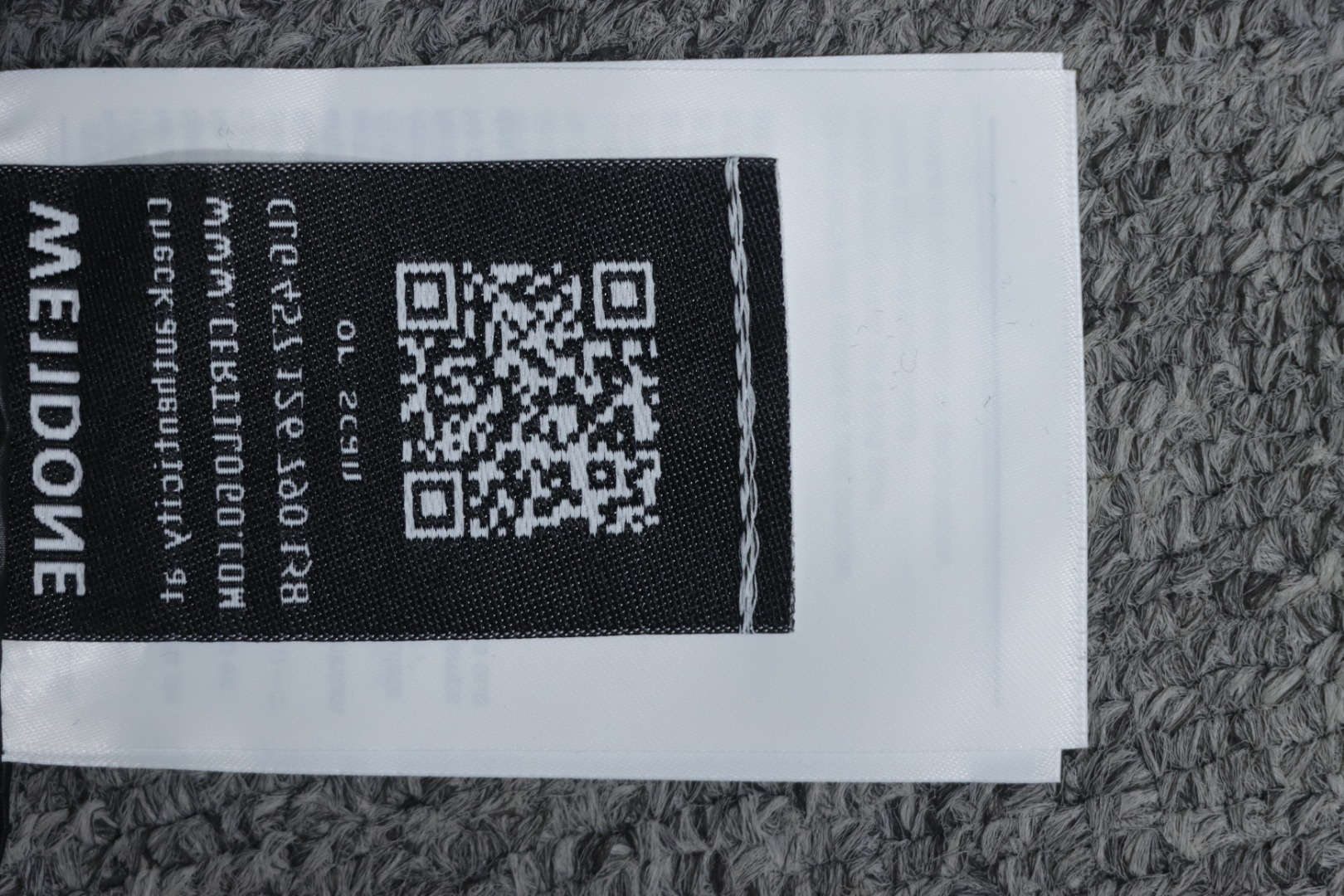 EM Sneakers WE11DONE 24Fw Rivet Long Down Jacket Black