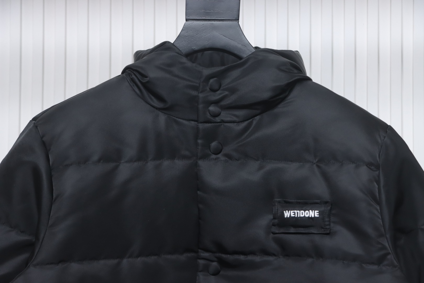 EM Sneakers WE11DONE Logo Hooded Down Jacket Black