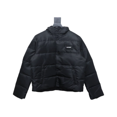 EM Sneakers WE11DONE Logo Hooded Down Jacket Black 01