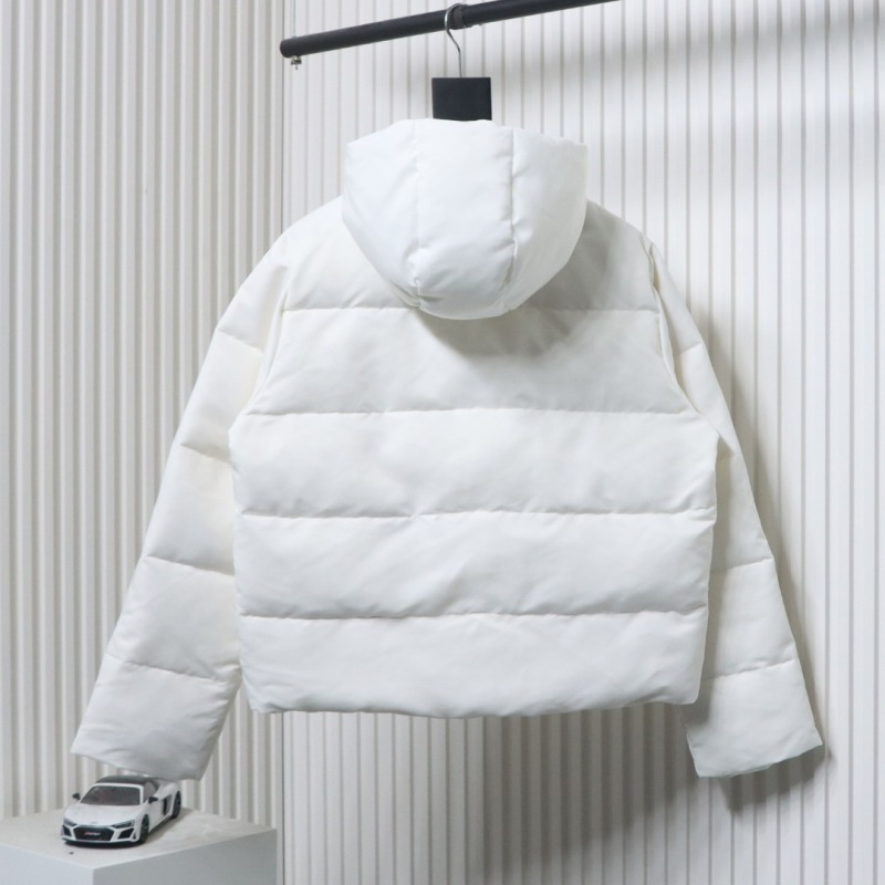 EM Sneakers WE11DONE Logo Hooded Down Jacket White