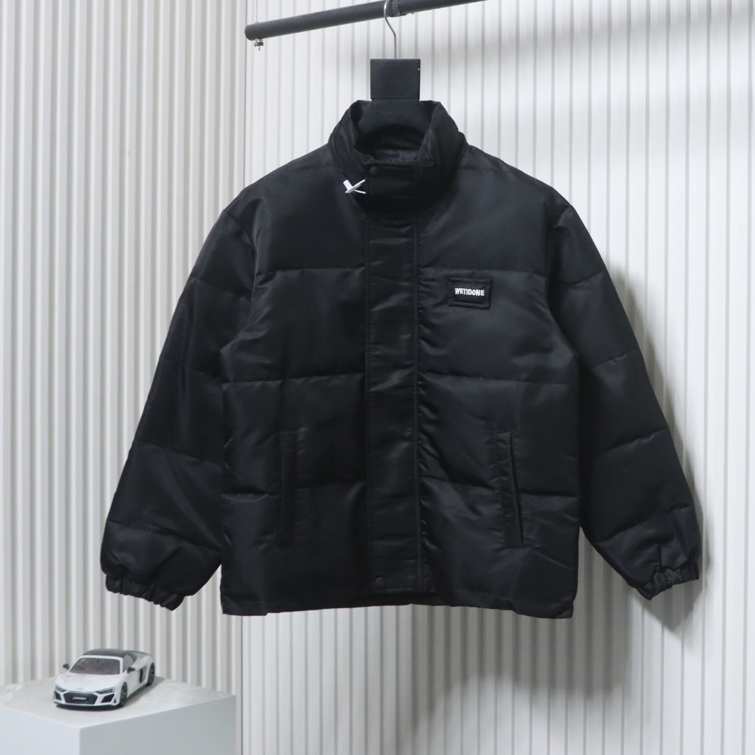 EM Sneakers WE11DONE Logo Stand Collar Down Jacket Black