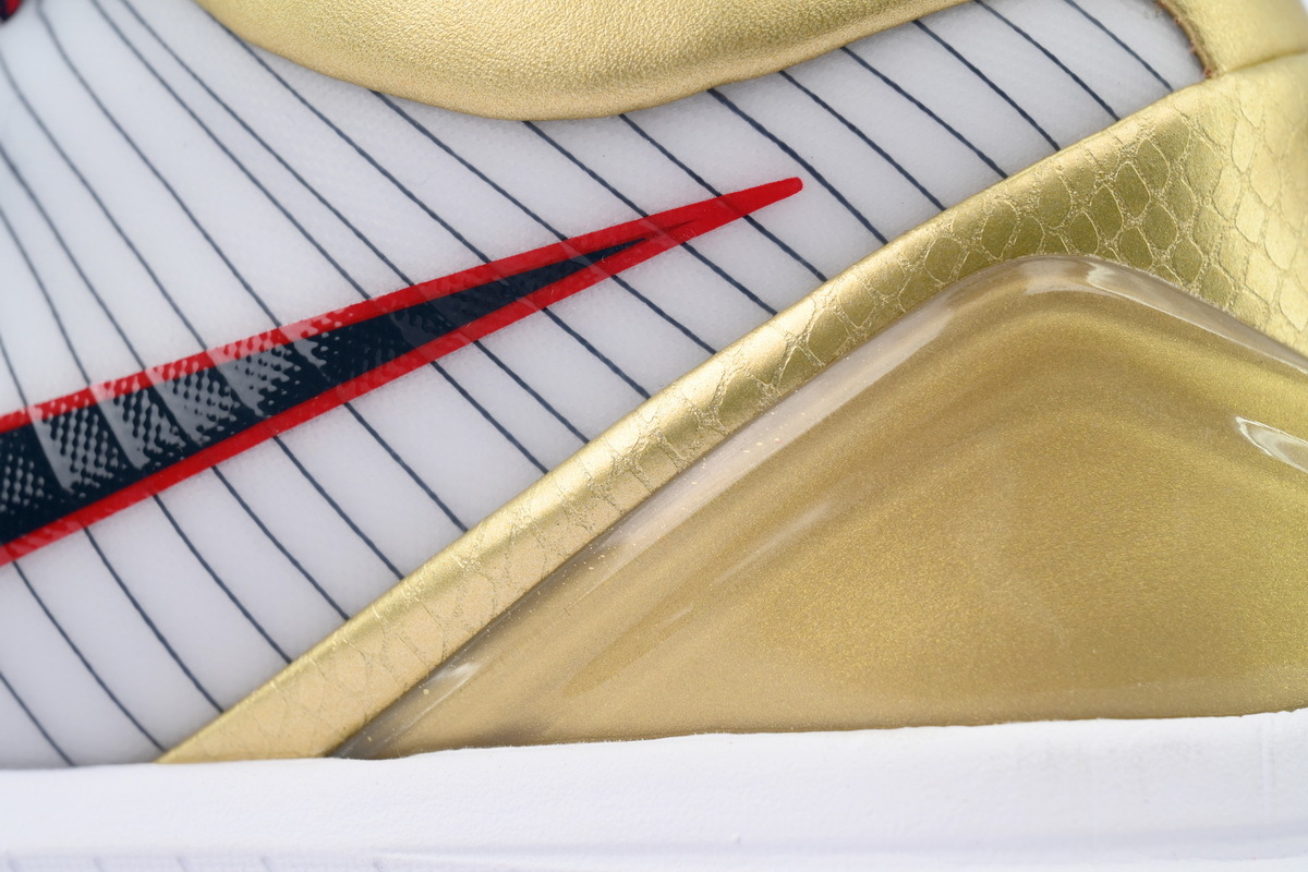 EM Sneakers Nike Kobe 4 Gold Medal (2009)