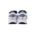 EM Sneakers Nike Kobe 4 Protro Mambacita
