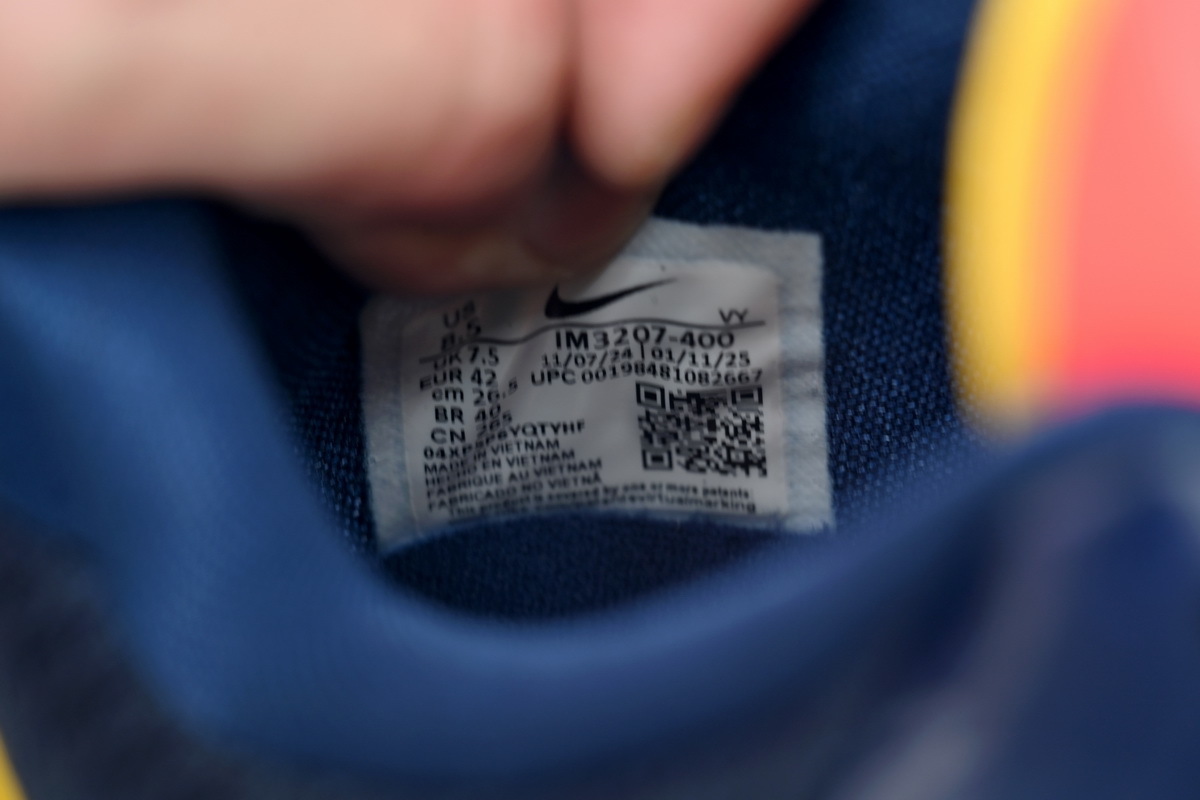 EM Sneakers Nike Kobe 5 Protro Caitlin Clark Indiana Fever