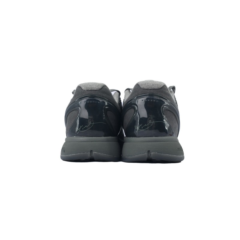 EM Sneakers Nike Kobe 6 Fade To Black
