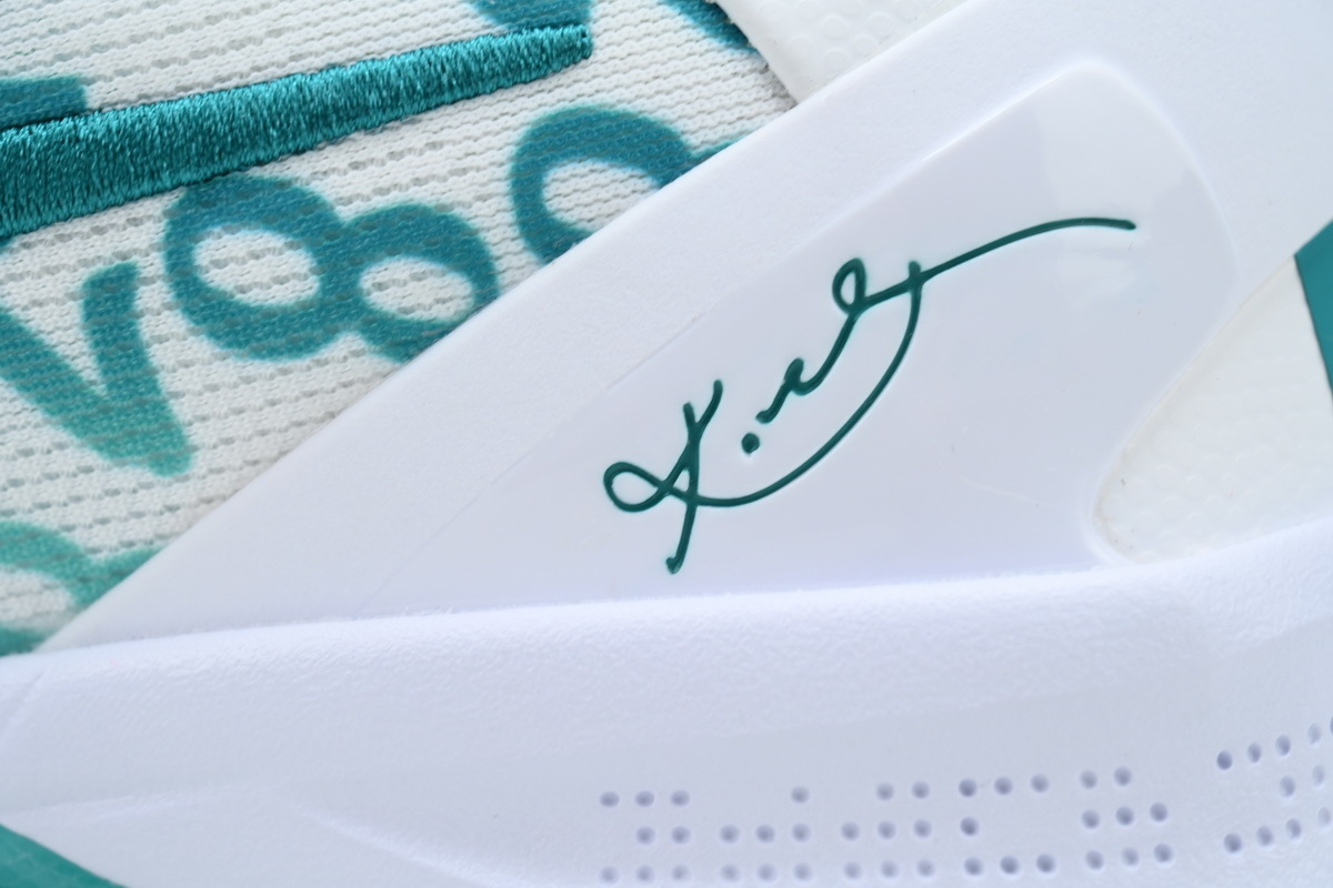 EM Sneakers Nike Kobe 8 Protro Radiant Emerald