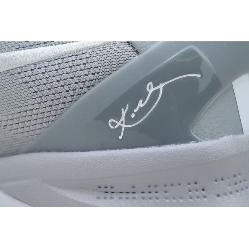 EM Sneakers Nike Kobe 8 Protro Wolf Grey