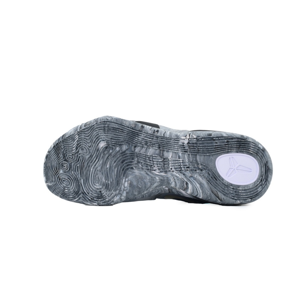 EM Sneakers Nike Kobe 9 Mambacita