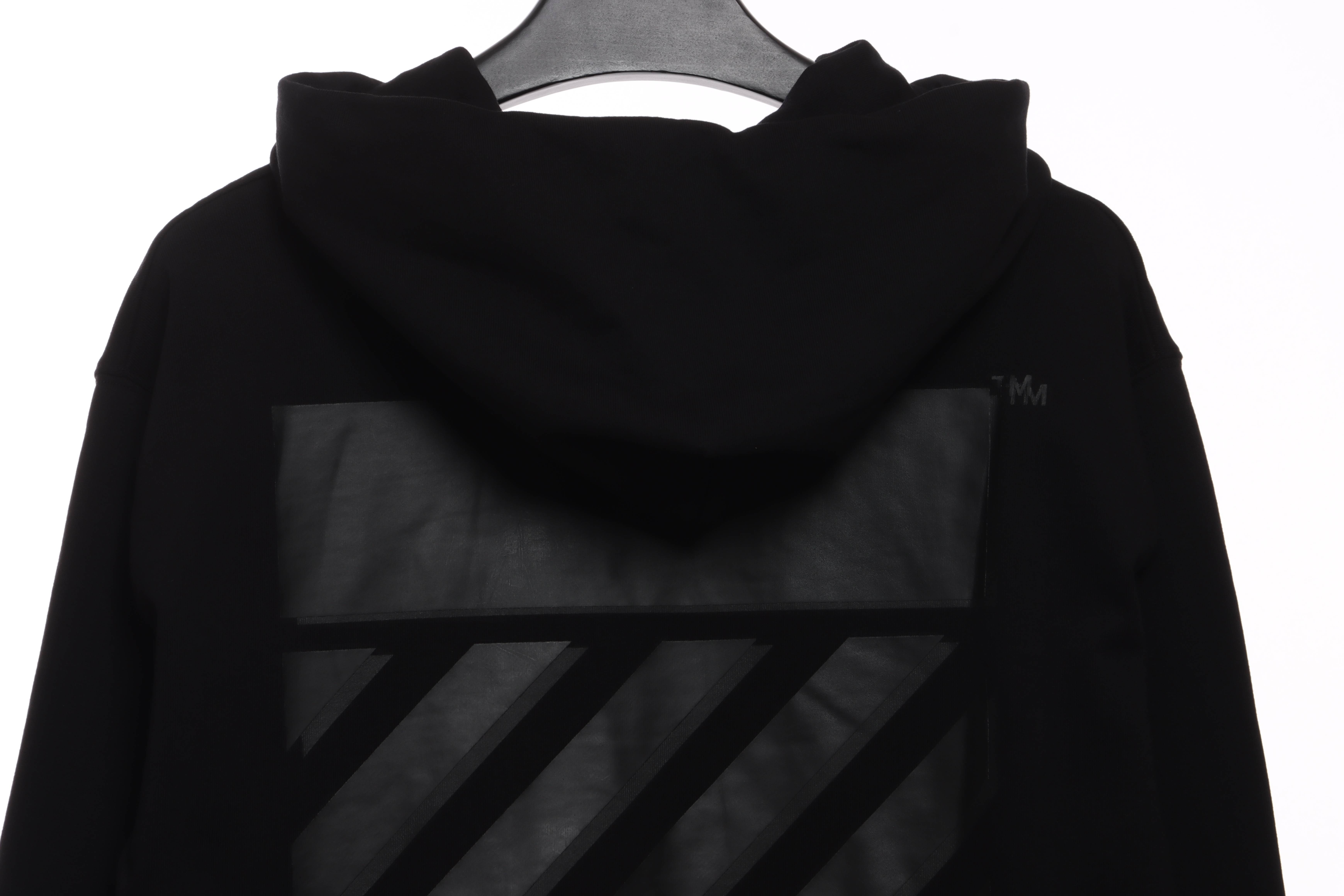 EM Sneakers Off-White Hoodie Black Overlapping Zebra Crosshairs Arrow Print