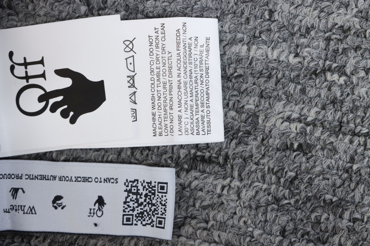 EM Sneakers Off-White Hoodie OW Red Gray Melted Arrow Black