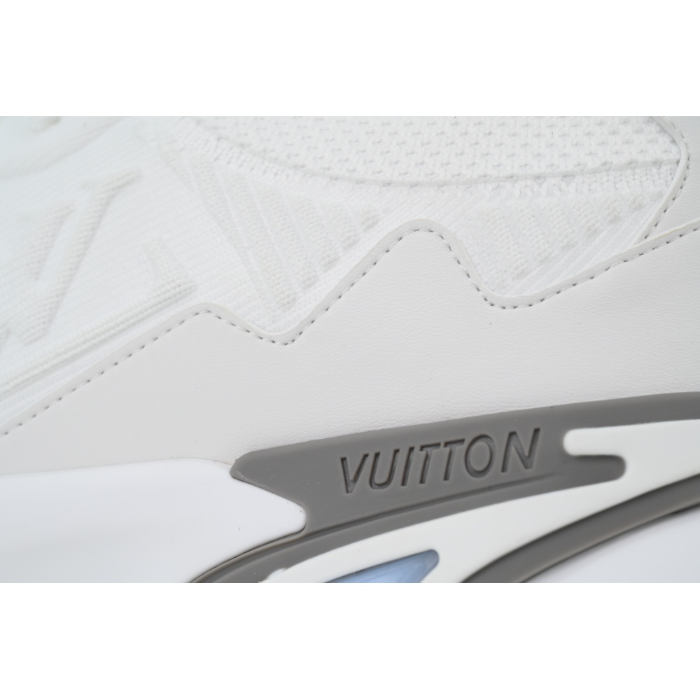 EM Sneakers Louis Vuitton LV Runner Tatic Sneaker All White