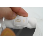 EM Sneakers Louis Vuitton LV Runner Tatic Sneaker All White