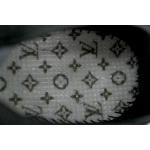 EM Sneakers Louis Vuitton LV Runner Tatic Sneaker Black And White