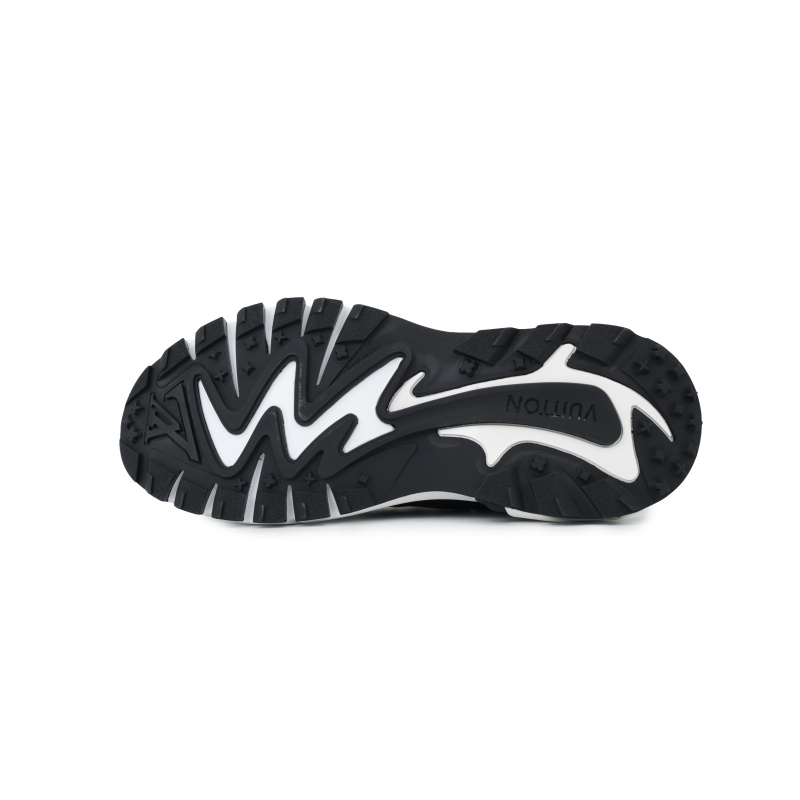 EM Sneakers Louis Vuitton LV Runner Tatic Sneaker Black And White