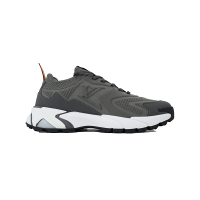EM Sneakers Louis Vuitton LV Runner Tatic Sneaker Gray and White 02