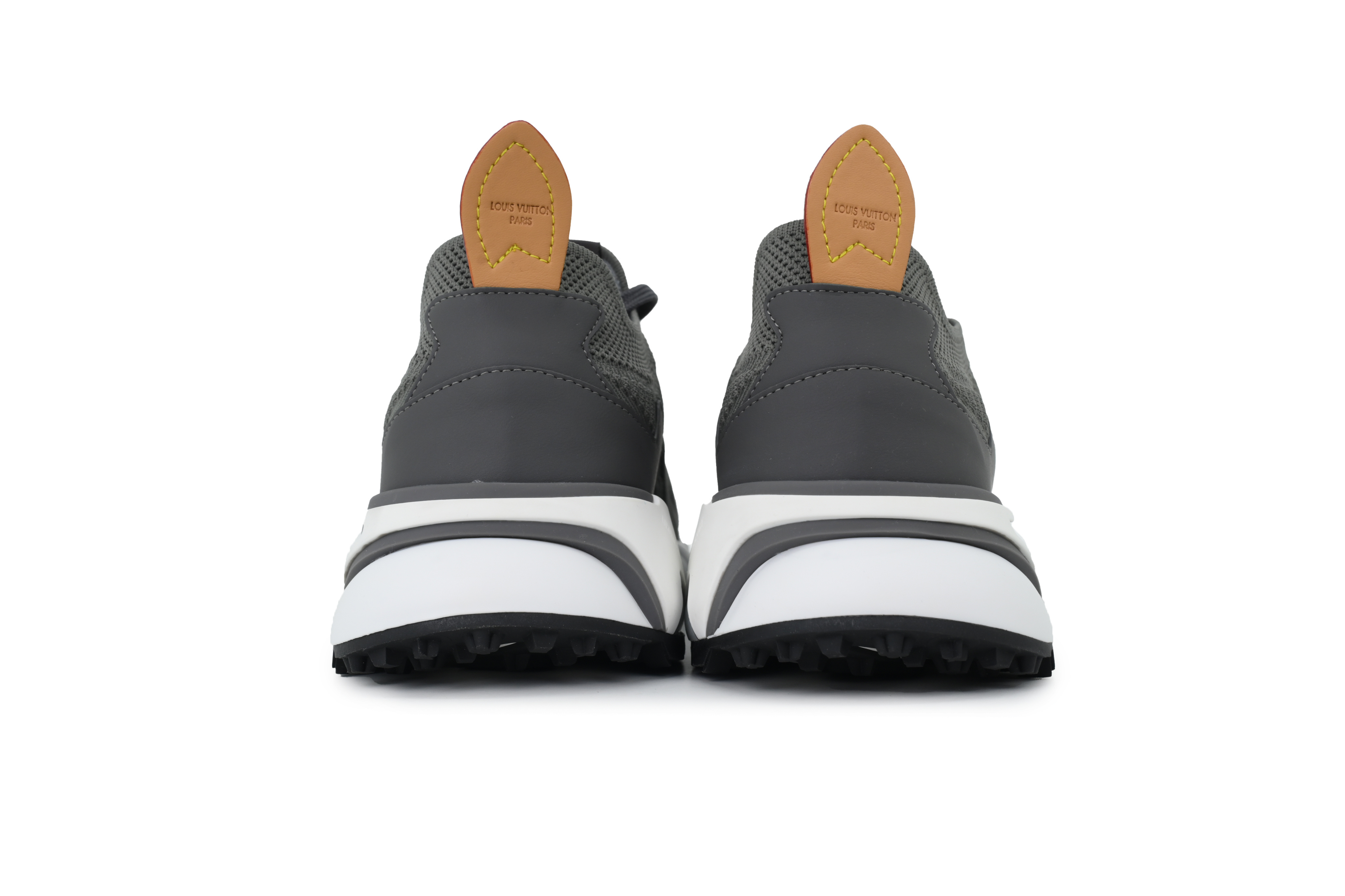 EM Sneakers Louis Vuitton LV Runner Tatic Sneaker Gray and White