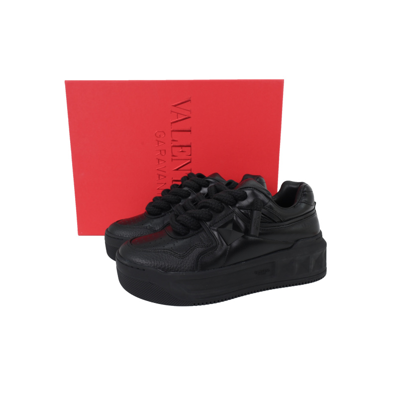 EM Sneakers Valentino Garavani One Stud XL Sneakers in All Blackl Leather