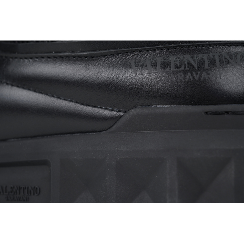 EM Sneakers Valentino Garavani One Stud XL Sneakers in All Blackl Leather
